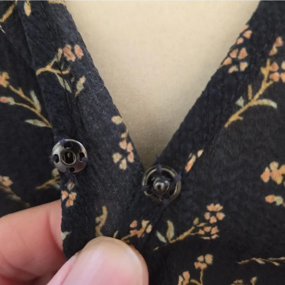 🦋MADEWELL🦋 Puff-Sleeve Peplum Wrap Top in Spring Fling - [Size Small]